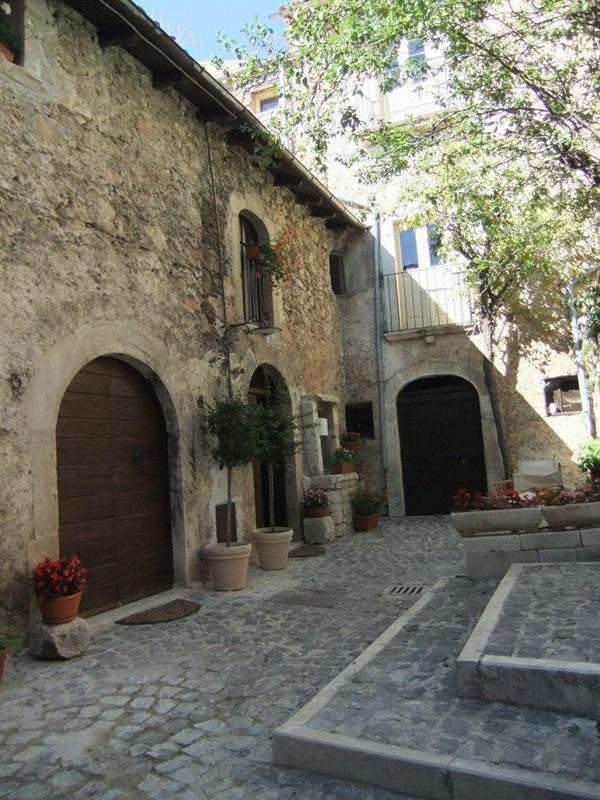 Residenza La Torre Aparthotel Santo Stefano Di Sessanio Exterior photo